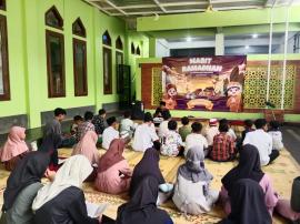 Semarak Ramadhan Padikihan Sayangan, Puluhan Santri Ikit Mabit Di masjid Alhuda