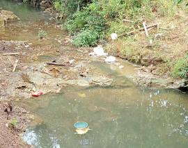 Sungai Kepil Tercemar Sampah Plastik